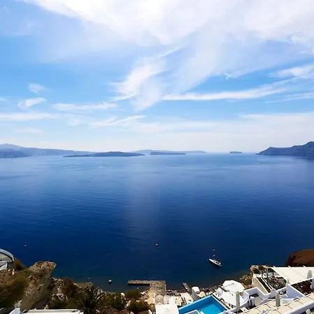 Day Dream 1 Oia (Santorini)
